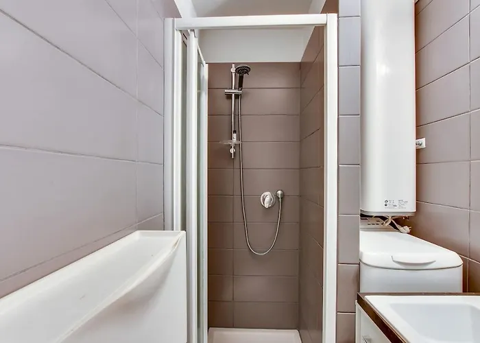 Unit 008 Saint Germain Des Pres Apartman *